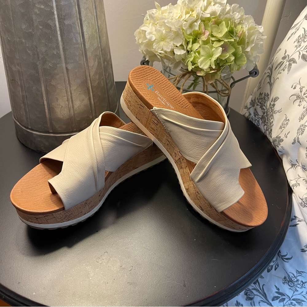 Baretraps platform sandal